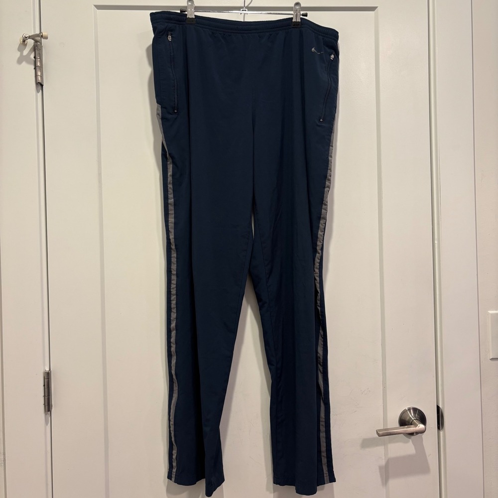 Nike Fit Dry Mens Navy Blue Track Pants Grey Side Stripe Zip Pockets Size L